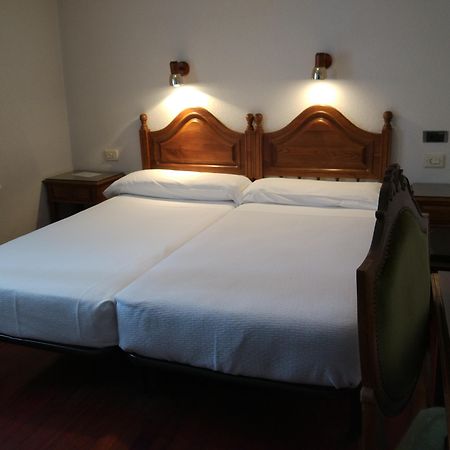 Hotel Los Perales Puebla de Sanabria Ngoại thất bức ảnh