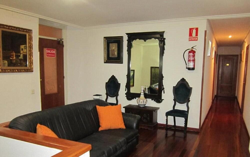 Hotel Los Perales Puebla de Sanabria Ngoại thất bức ảnh